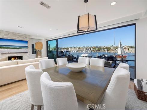 704  Via Lido Nord  , Newport Beach, CA