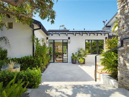 22  Cherry Hills   Lane, Newport Beach, CA