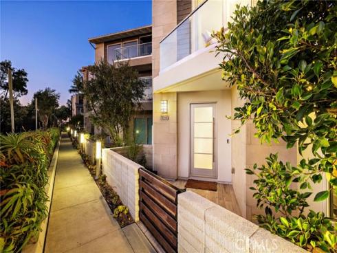5512  Seashore  , Newport Beach, CA