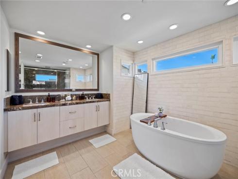 5512  Seashore  , Newport Beach, CA