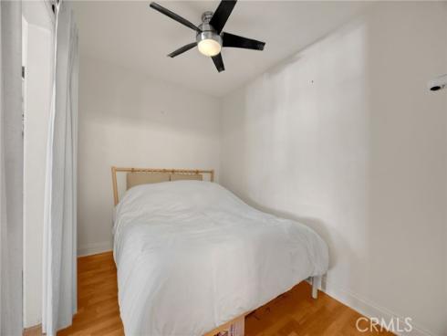 300  Cagney  215 , Newport Beach, CA