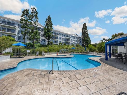 300  Cagney  215 , Newport Beach, CA