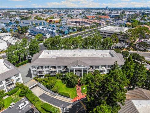 300  Cagney  215 , Newport Beach, CA
