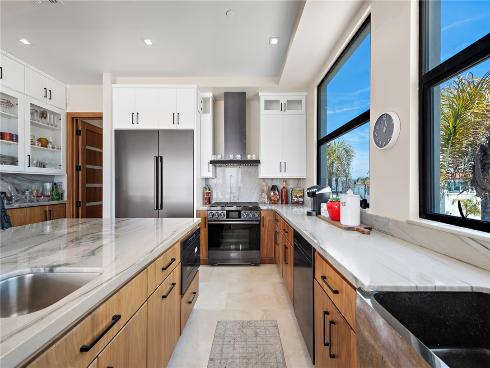 1504 W Oceanfront  5 , Newport Beach, CA