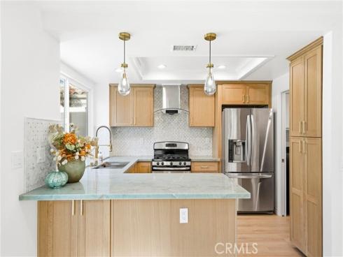 63  Shearwater  , Newport Beach, CA