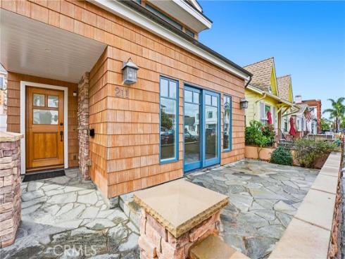 211 E Bay  , Newport Beach, CA