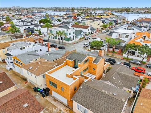 211 E Bay  , Newport Beach, CA