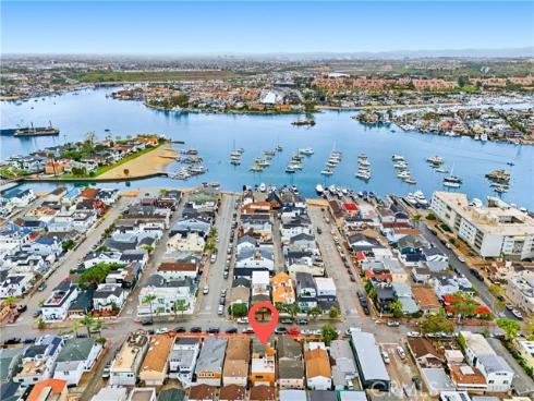 211 E Bay  , Newport Beach, CA
