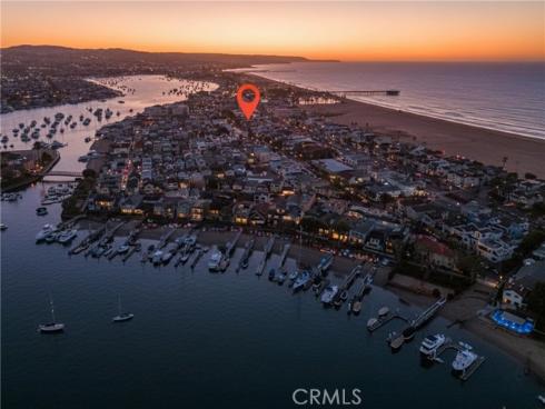 211 E Bay  , Newport Beach, CA