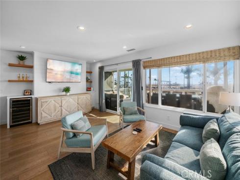 700 E Oceanfront , Newport Beach, CA