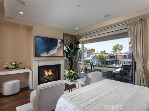 308  Grand Canal  , Newport Beach, CA