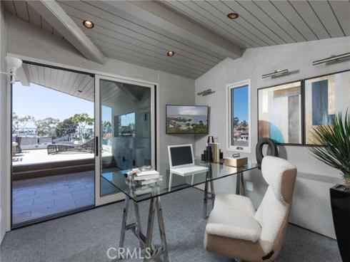 308  Grand Canal  , Newport Beach, CA