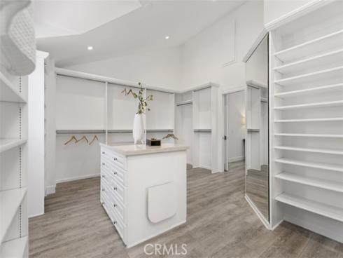 21  Lochmoor  , Newport Beach, CA
