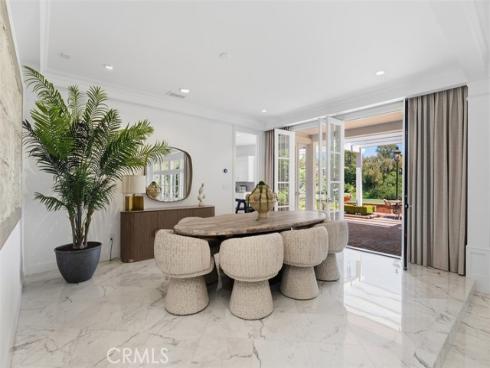 21  Lochmoor  , Newport Beach, CA