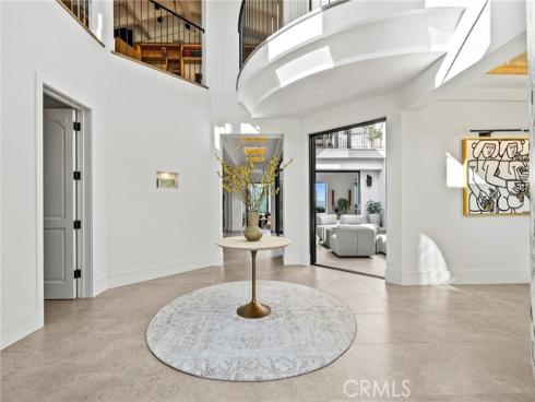17  Muir Beach  , Newport Beach, CA