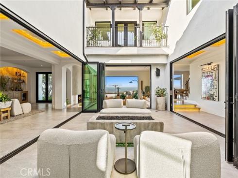 17  Muir Beach  , Newport Beach, CA
