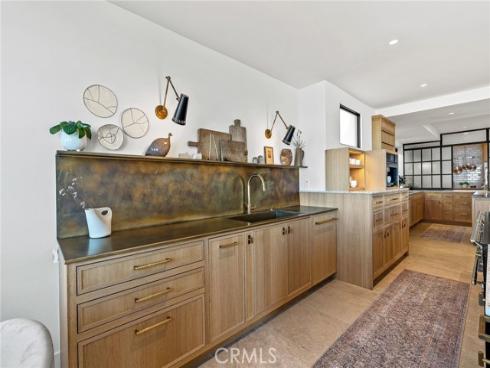 17  Muir Beach  , Newport Beach, CA