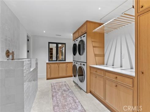 17  Muir Beach  , Newport Beach, CA