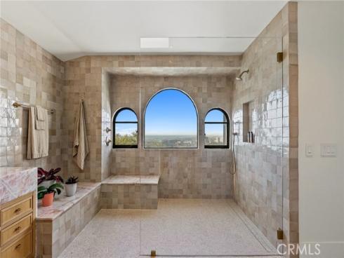 17  Muir Beach  , Newport Beach, CA