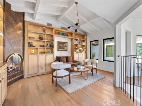 17  Muir Beach  , Newport Beach, CA