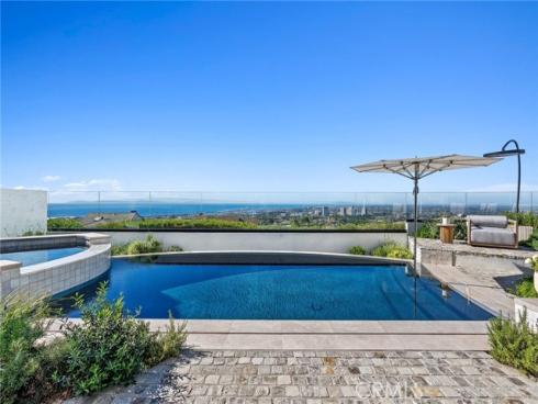 17  Muir Beach  , Newport Beach, CA
