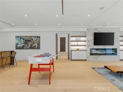 4 Geneve , Newport Beach, CA