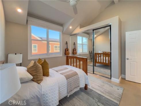 2712 W Oceanfront  , Newport Beach, CA