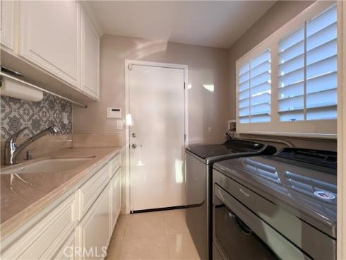 2712 W Oceanfront  , Newport Beach, CA