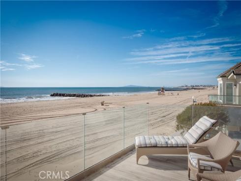 3407 W Oceanfront  , Newport Beach, CA