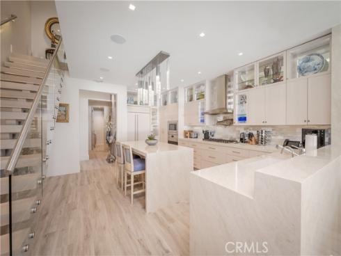 3407 W Oceanfront  , Newport Beach, CA