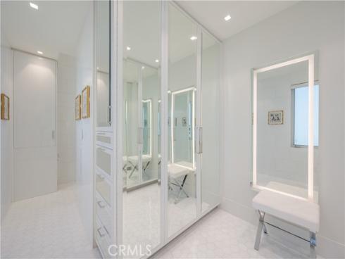 3407 W Oceanfront  , Newport Beach, CA