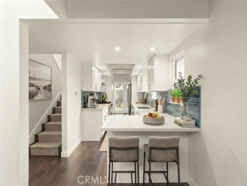 327  62nd   Street, Newport Beach, CA