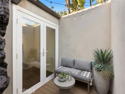 327  62nd   Street, Newport Beach, CA