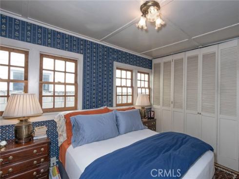 1207 N Bay Front  , Newport Beach, CA