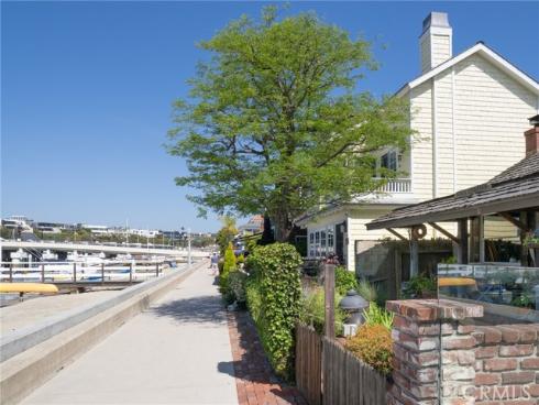 1207 N Bay Front  , Newport Beach, CA