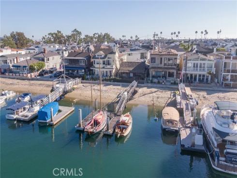 1207 N Bay Front  , Newport Beach, CA