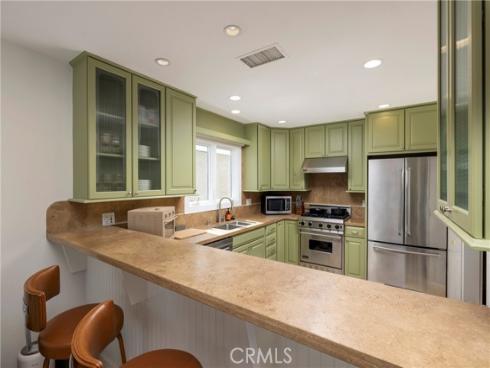 203  8th st  , Newport Beach, CA