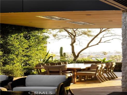 2304  Cliff  , Newport Beach, CA