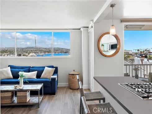 310  Fernando  303  Street, Newport Beach, CA