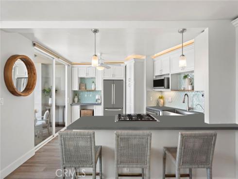 310  Fernando  303  Street, Newport Beach, CA