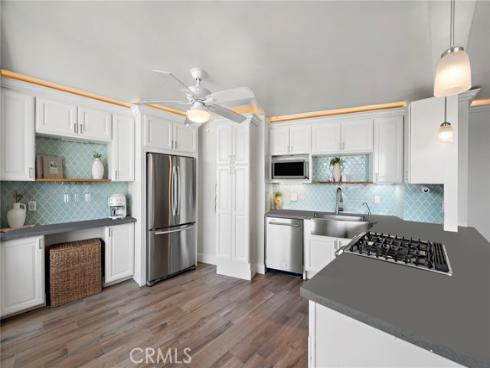 310  Fernando  303  Street, Newport Beach, CA
