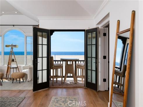 1228 W Oceanfront  , Newport Beach, CA