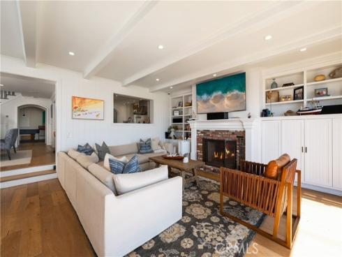 1228 W Oceanfront  , Newport Beach, CA