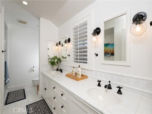 1228 W Oceanfront  , Newport Beach, CA