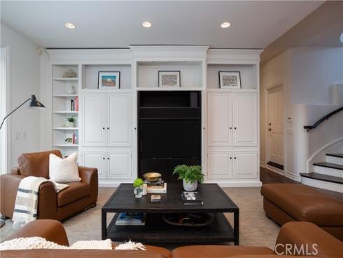 212  Kings Pl  , Newport Beach, CA