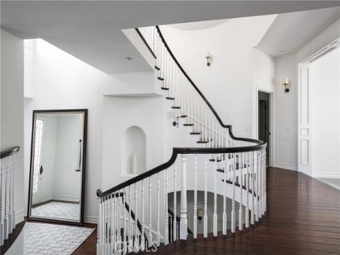 212  Kings Pl  , Newport Beach, CA