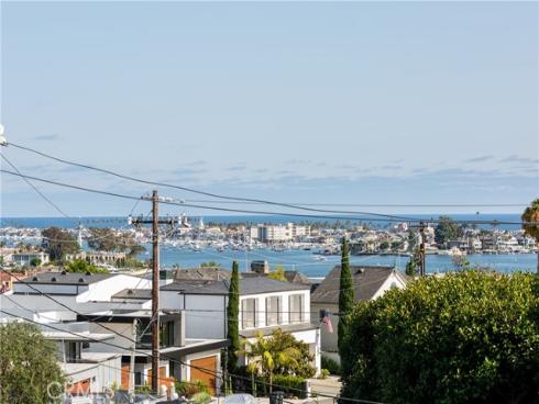 212  Kings Pl  , Newport Beach, CA