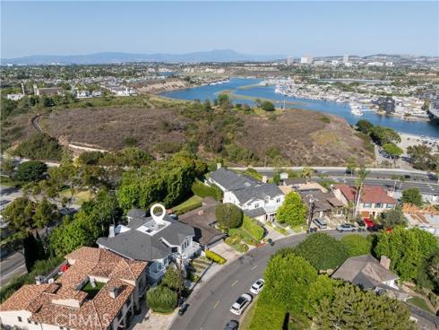212  Kings Pl  , Newport Beach, CA