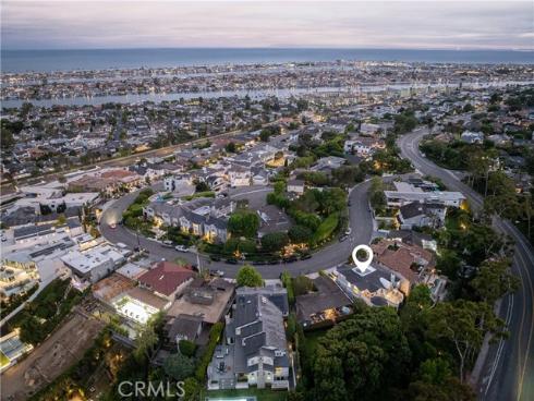 212  Kings Pl  , Newport Beach, CA