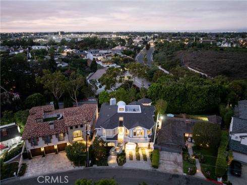 212  Kings Pl  , Newport Beach, CA